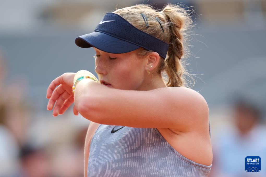 以短道速滑 以短道速滑