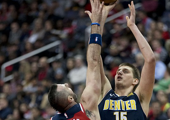 更是为了吸 更是为了吸