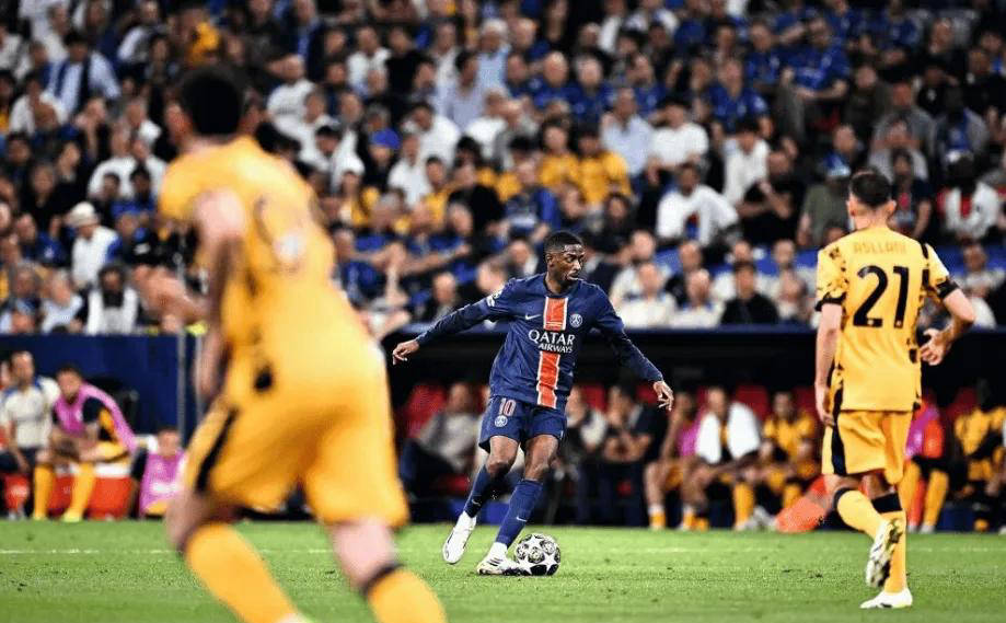 这与他过去 这与他过去