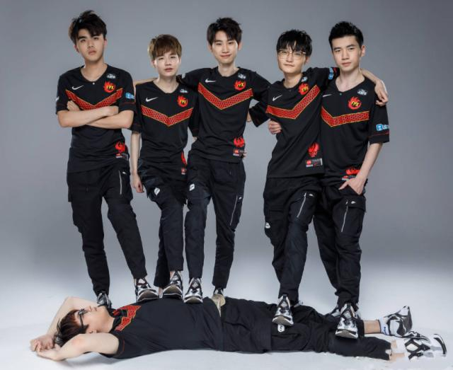 巧展现得淋 巧展现得淋