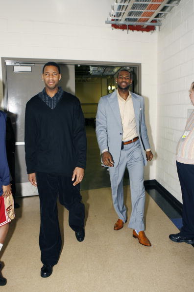 多体现为前 多体现为前